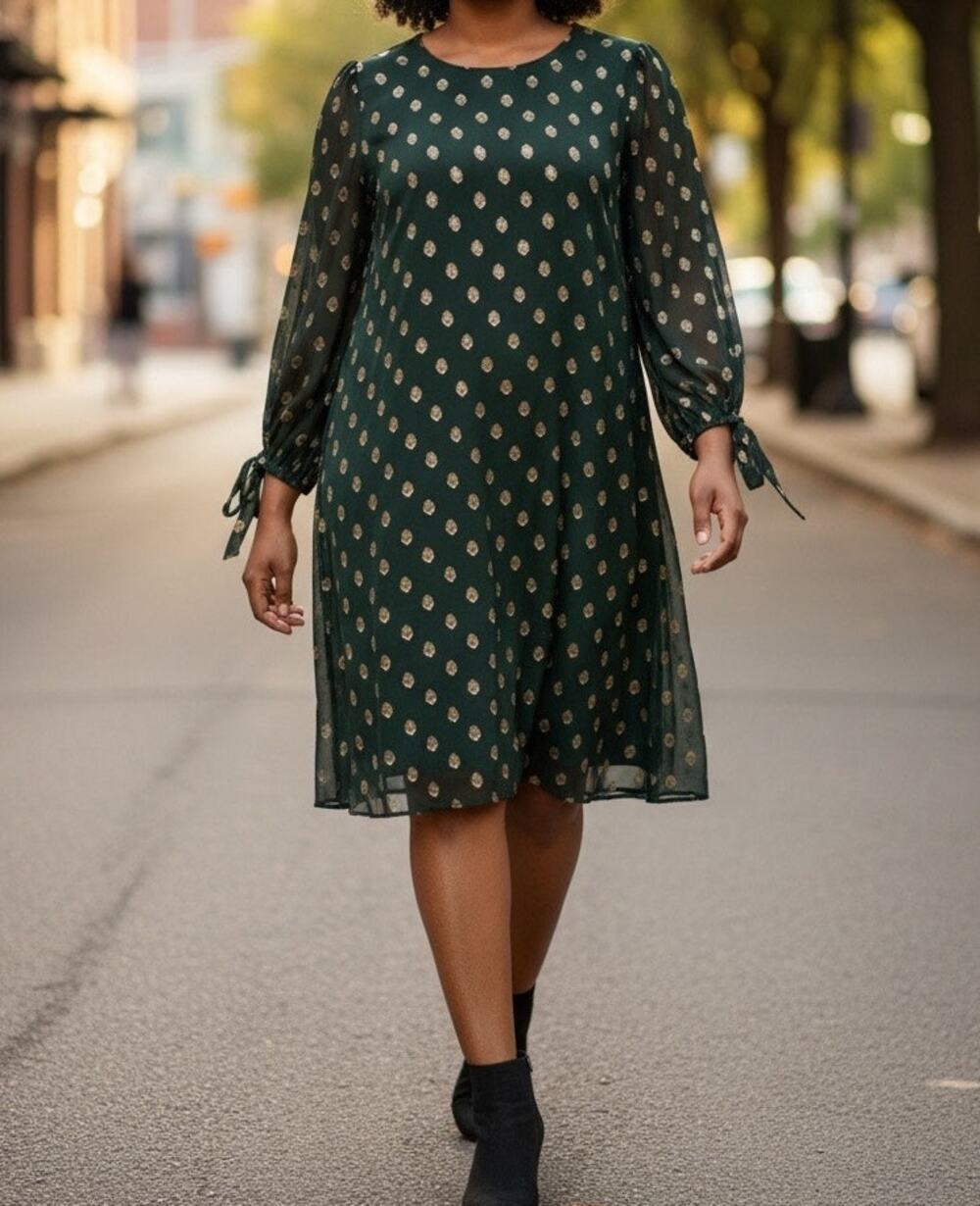 Calvin Klein Green Shift Dress with Bishop Sleeves and gold threaded design